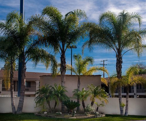 Burbank Inn And Suites Exterior foto