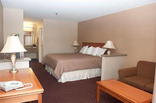 Burbank Inn And Suites Exterior foto